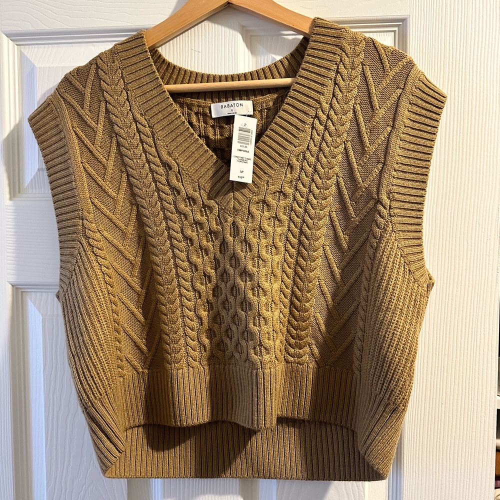 Aritzia Emporia Vest